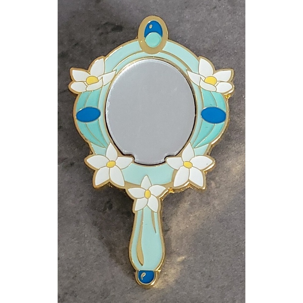 Loungefly Disney Princess Mirrors Blind Box Pin - Jasmine - Opened